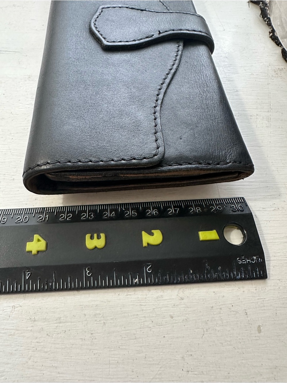 Saddleback Black Leather Clutch Wallet - Picture 5 of 14